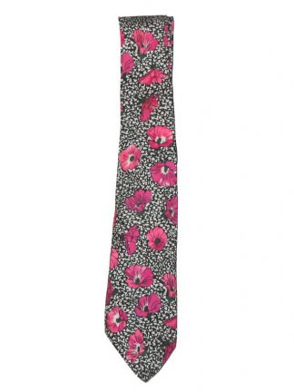 Propeller Cravatte British silk tie with bright pink flowers on a black and white background