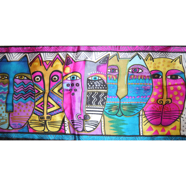 Long silk scarf with a vibrant design of cats' heads