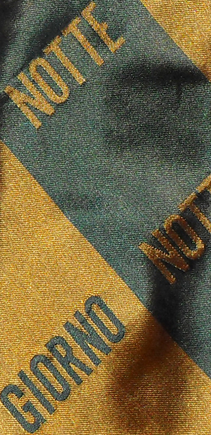 Notte Giorno design silk tie